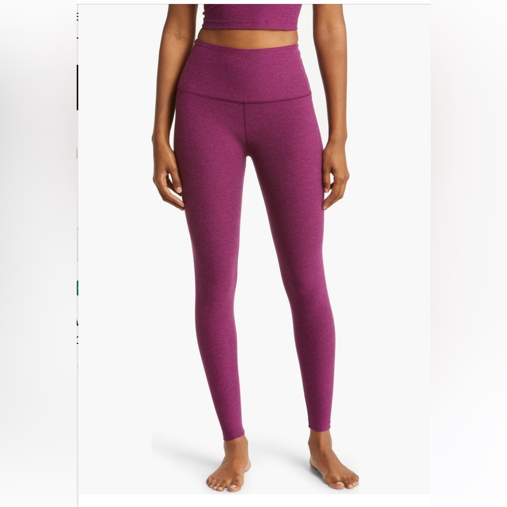 Beyond yoga leggings size M
